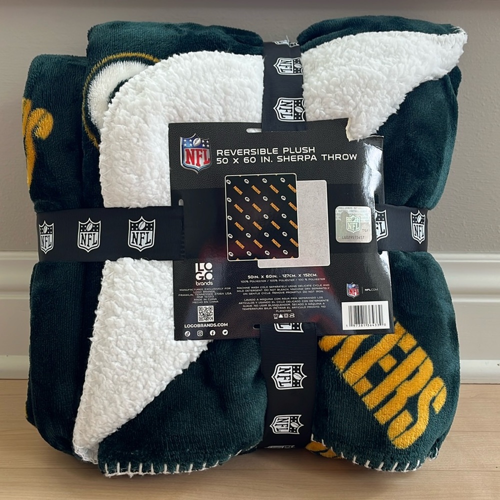 Green Bay Packers Plush Sherpa Throw
